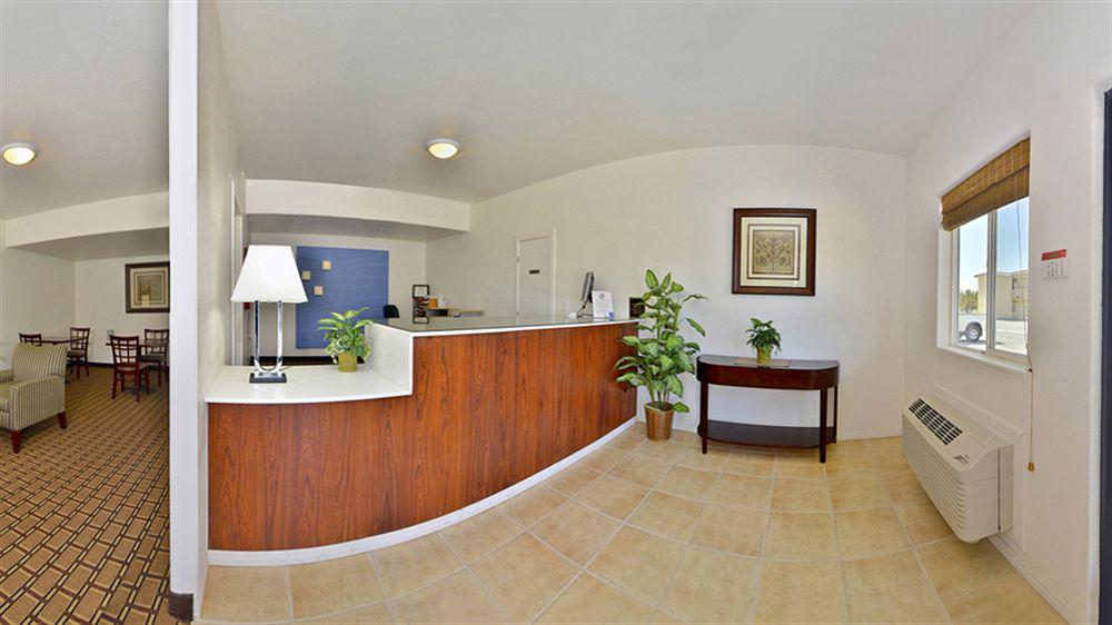 Baymont By Wyndham Ridgecrest Motel Buitenkant foto